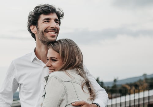 Exploring the Benefits of Dating Sites & Apps for HIV Positive Singles